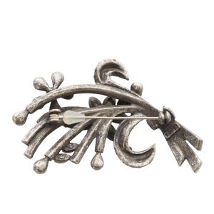 FOXEY フラワーモチーフ ラインストーン ブローチ シルバー色