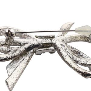 FOXEY ブローチ リボン ラインストーン シルバー色