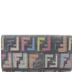 FENDI ズッカ柄 二つ折り フラップ 長財布 黒 ブラック