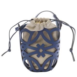 LOEWE アナグラムカットアウト バッグ レザー ブルー