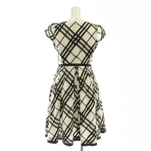 BURBERRY BLUE LABEL ノバチェック フレンチスリーブ ワンピース ひざ丈 36 白 ホワイト 黒 ブラック /AT OS