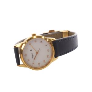 agnes b. V117-KNYO ソーラー 腕時計 ホワイト /YO18