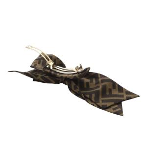 FENDI バレッタ ズッカ柄 リボンモチーフ ブラウン ブラック /YO9 OH