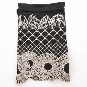 美品 25th anniversary 別注アイテム ananas 巾着バッグ 刺繍 総柄 黒 ブラック