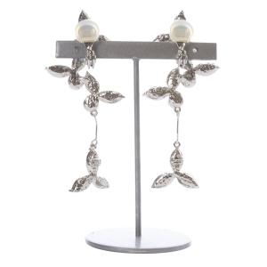 René クリスタル ドロップイヤリング シルバー色 /SR12 SH