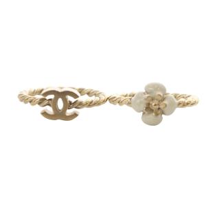 CHANEL ストーン＆パール　ゴールド　ロゴピアス １箇所パール取れ有り★美品 CHANEL ストーン＆パール ゴールド ロゴピアス 1箇所パール取れ