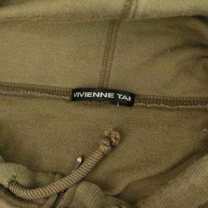 VIVIENNE TAM ジップアップパーカー スウェット 刺繍 1 カーキ /MY OS