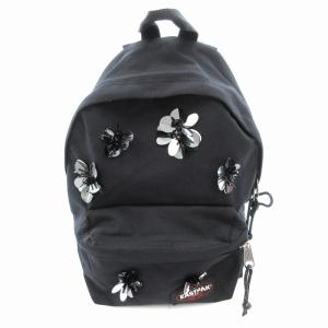 Chestyチェスティ　イーストパック　コラボリュック 　黒　花 チェスティ Chesty コラボ 美品 リュックサック バッグ フラワー