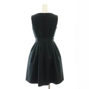 M-Premier クチュール ノースリーブタックフレアワンピース 膝丈 32P 黒 /NR OS