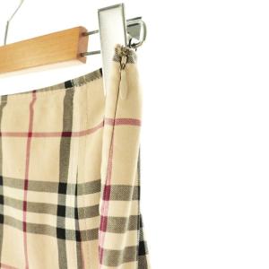 BURBERRY LONDON ノバチェックスカート ロング フレア 36 ベージュ ブラック レッド /DO OS