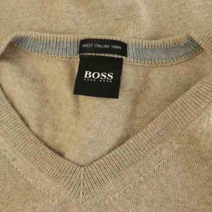 HUGO BOSS ロゴ入り Vネック ニット セーター 長袖 L ベージュ /MY OS AD