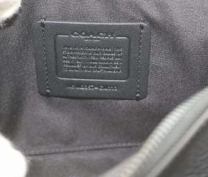 COACH ワイアット クロスボディ バッグ ショルダーバッグ ワンショルダー 斜め掛け レザー ブラック CM113