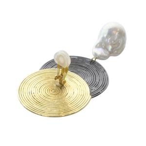 FUMIKA_UCHIDA イヤリング バロックパール ゴールド色 ブラック /YO20