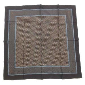 スカーフ チーフ 四葉のクローバー 総柄 ロゴ 絹 シルク 黒 ブラック /GV