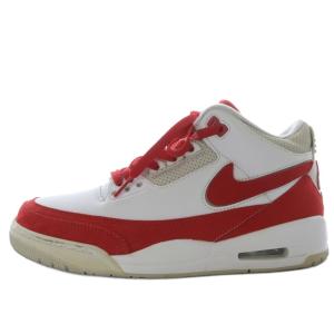 Air Jordan 3 Retro Tinker White/University Red 3