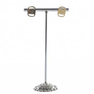 ヴァラ ピアス ロゴ ゴールド色 /SR6 OH