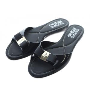 ヴァラ フラットサンダル リボン 8 25.5cm 黒 ブラック /RI OS