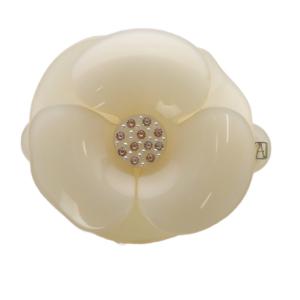 バレッタ カメリアモチーフ ベージュ /YO5