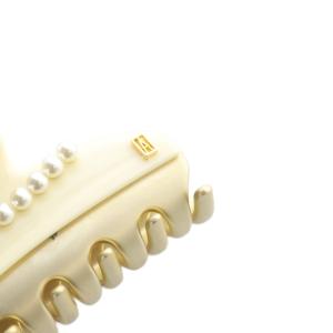 Alexandre De Paris パール ヘアクリップ ロゴ アイボリー ゴールド色 /SR17