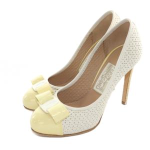 パンプス ヴァラリボン ハイヒール パンチング パテントレザー エナメル 切替 4.5 21.5cm アイボリー