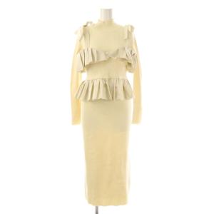 2点セット フリルビスチェ ニットワンピース F アイボリー ライトベージュ /DO OS SH