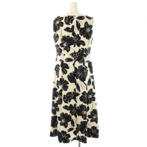 UNTITLED 近年モデル ボタニカルプリントフィット&フレアワンピース ロング ノースリーブ 2 オフホワイト ブラック