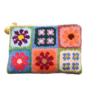 ラブラリーバイ LOVERARY BY ティッシュポーチ フラワーパッチ マルチカラー 紫 パープル オレンジ