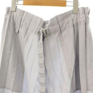 me ISSEY MIYAKE LACE PLEATS ワイドパンツ ライトグレー