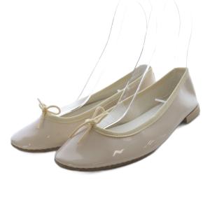 バレリーナ パンプス フラット リボンモチーフ エナメルレザー 35.5 ベージュ /YO20 SH