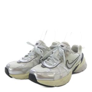 NIKE Women's V2K Run Summit White and Metallic Silver