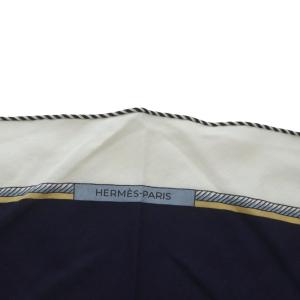 HERMES 23AW トライアングルジェアン カレ 折畳み式幌の馬車 スカーフ ネイビー ホワイト