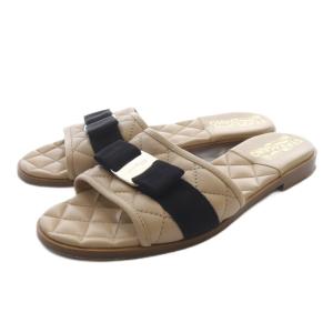 ヴァラリボン キルティング サンダル 7 ベージュ