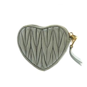 miumiu マテラッセ ハート型 コインケース 小銭入れ シルバーカラー 5TL358 /MI OS OH