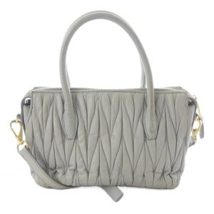 miumiu マテラッセ 2WAYバッグ グレー 5B020