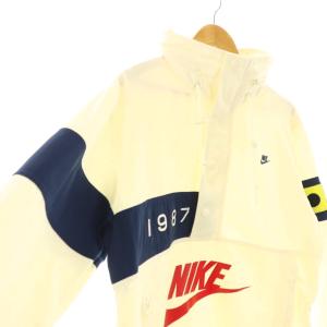 NIKE Rise Pack Walliwaw Woven Jacket
