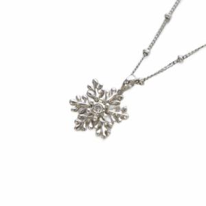 スノーフレーク 結晶 ネックレス K18 0.04ct ホワイトゴールド