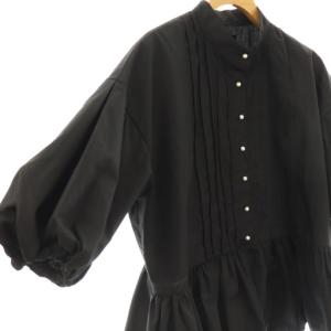 TSURU by Mariko Oikawa 23SS Chartty パールボタン 半袖ブラウス F ブラック /ES OS