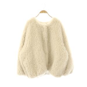 23AW カーリーフェイクファーショートブルゾン ジャケット ノーカラー FR オフホワイト /HK OS