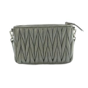 miumiu ショルダーバッグ マテラッセレザー シルバーカラー
