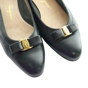 Salvatore Ferragamo ヴァラ Vara フラットパンプス 7.5 黒 ブラック /SS OS