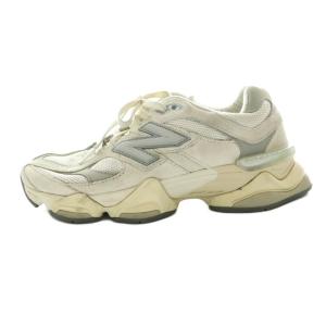 9060 スニーカー 5.5 グレー