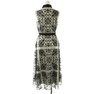 GRACE CONTINENTAL 24AW 刺繍フレアドレス ワンピース 36 グレー