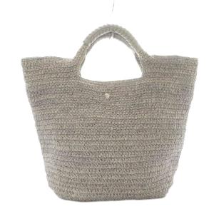 ハンドバッグ トート グレー 編み込み ラフィア エンブレム付き /RI OS