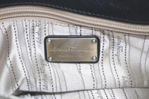 Salvatore Ferragamo トートバッグ ハンドバッグ エナメル ブラック /YO29