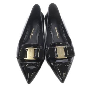 Salvatore Ferragamo ヴァラ エナメル ポインテッドトゥ 8D 黒 ブラック /SR
