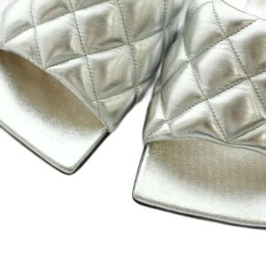 BOTTEGA VENETA パデットキルティングミュールサンダル 36 シルバーカラー