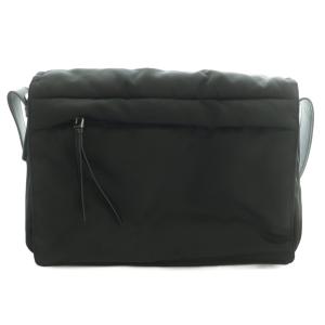 PRADA Re-Nylon ラージ パデッド ショルダーバッグ ブラック