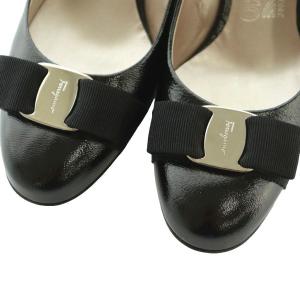 Salvatore Ferragamo ヴァラリボン パンプス ラウンドトゥ バックスリング 5.5 23.0cm 黒 71580 /MI OS
