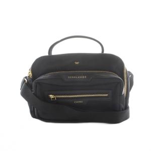 Multi Pocket Crossbody ブラック