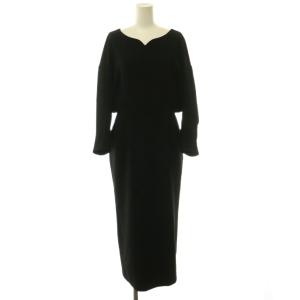 Curved Line Neck Dress ワンピース 2 ブラック